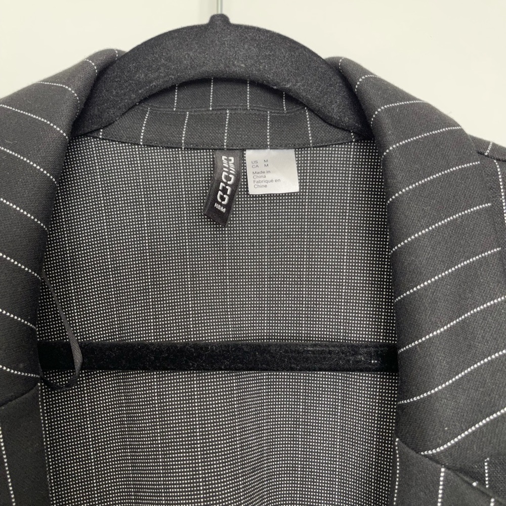 ***SOLD***H&M Blazer π€ - Picture 3 of 6